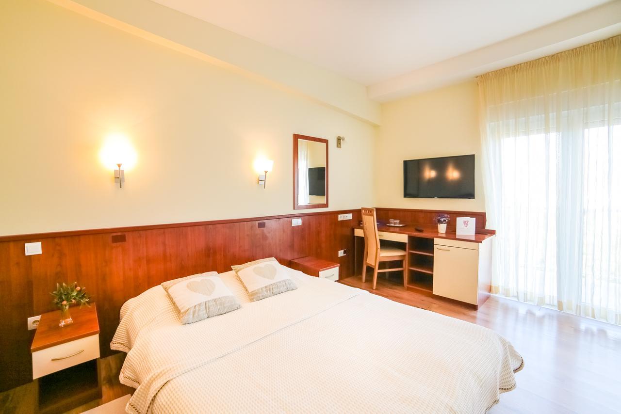Hotel Merlot Opuzen  Zewnętrze zdjęcie