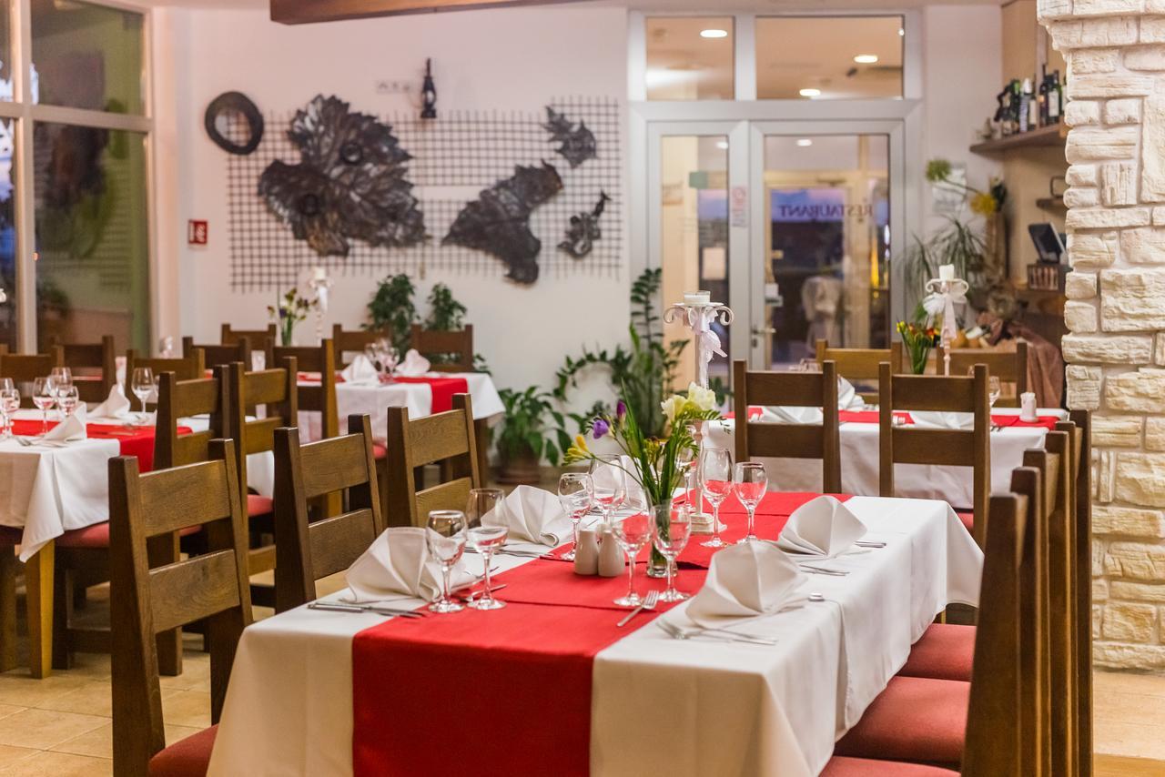 Hotel Merlot Opuzen  Zewnętrze zdjęcie