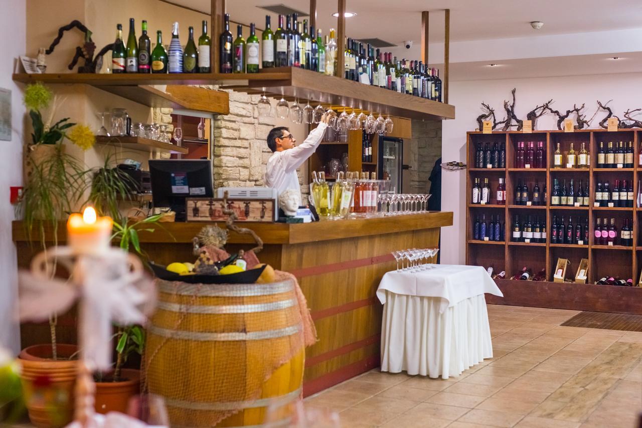Hotel Merlot Opuzen  Zewnętrze zdjęcie