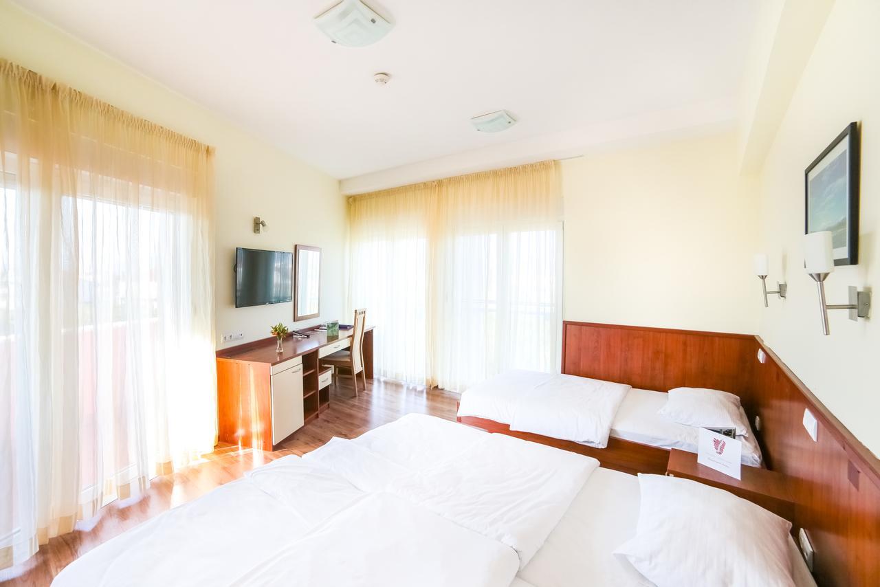 Hotel Merlot Opuzen  Zewnętrze zdjęcie