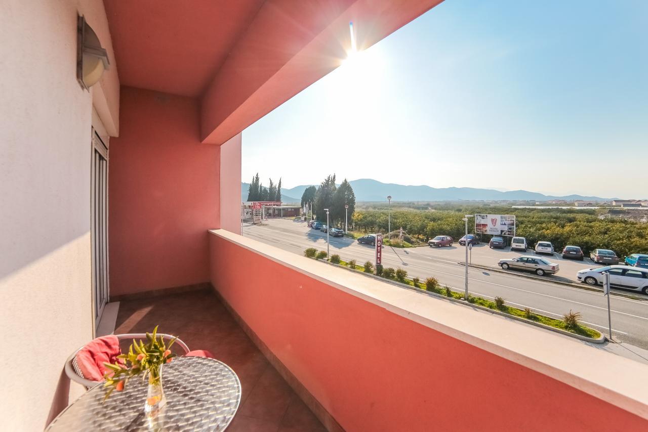 Hotel Merlot Opuzen  Zewnętrze zdjęcie