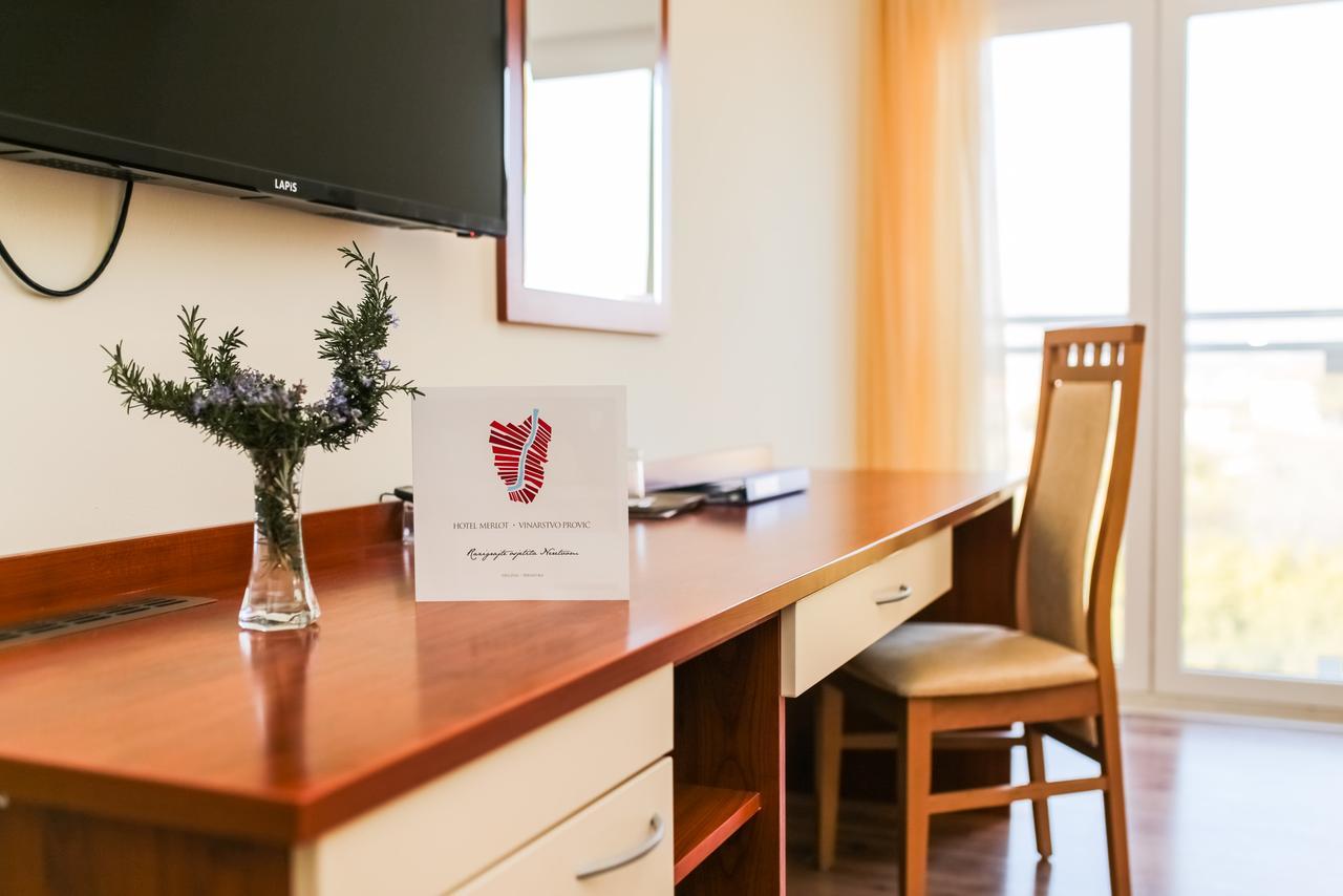 Hotel Merlot Opuzen  Zewnętrze zdjęcie