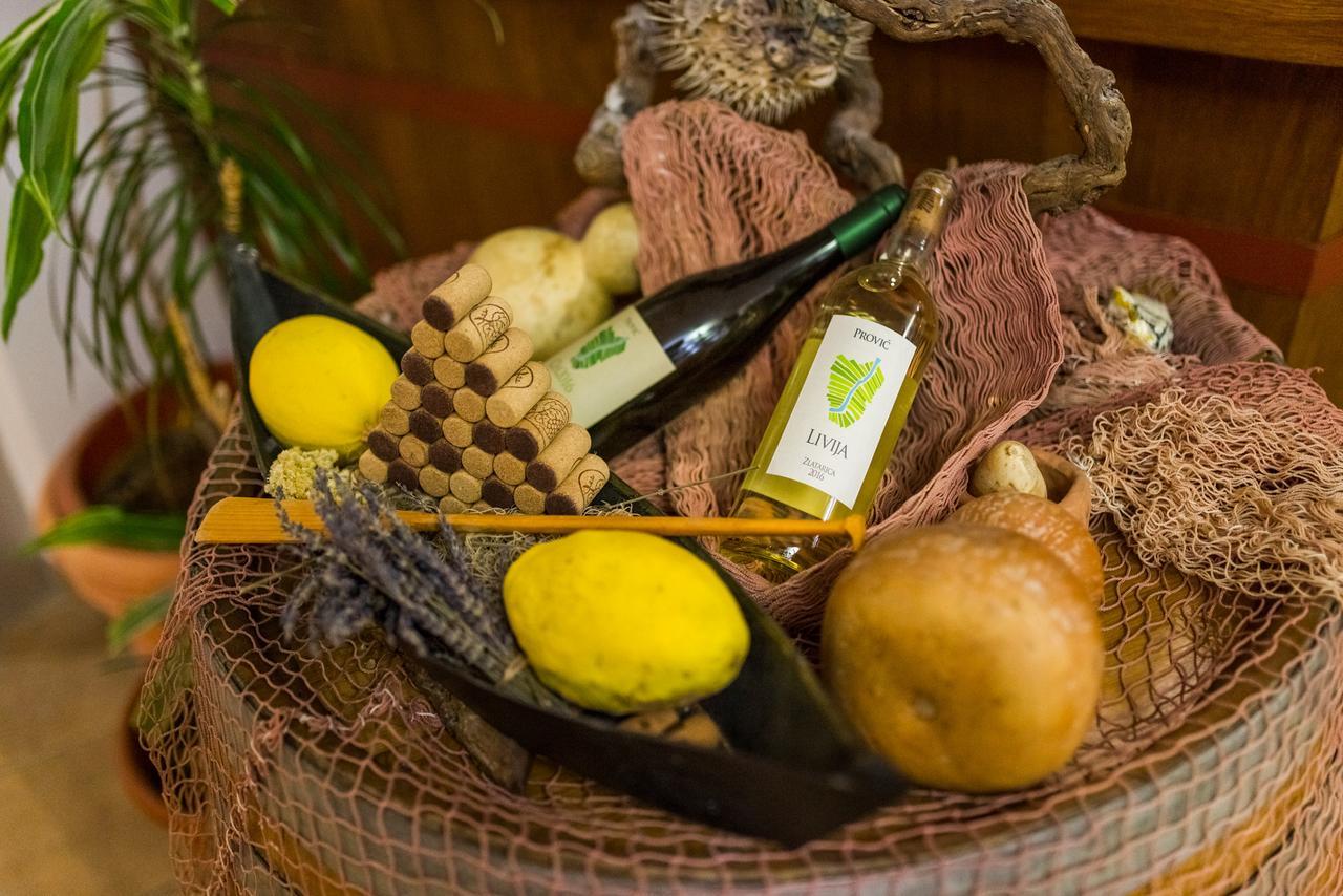 Hotel Merlot Opuzen  Zewnętrze zdjęcie