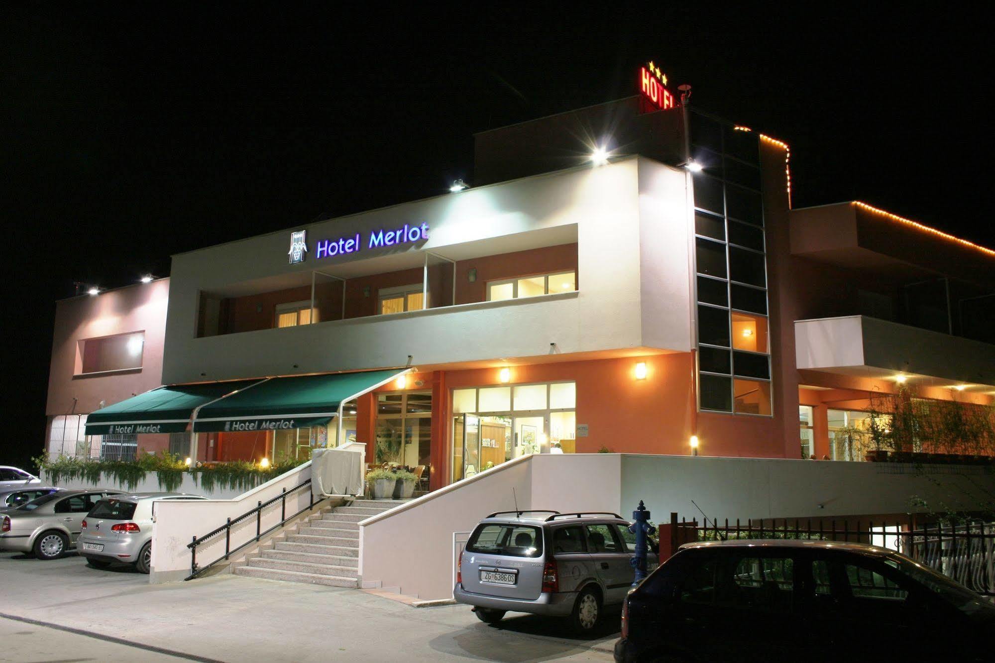Hotel Merlot Opuzen  Zewnętrze zdjęcie